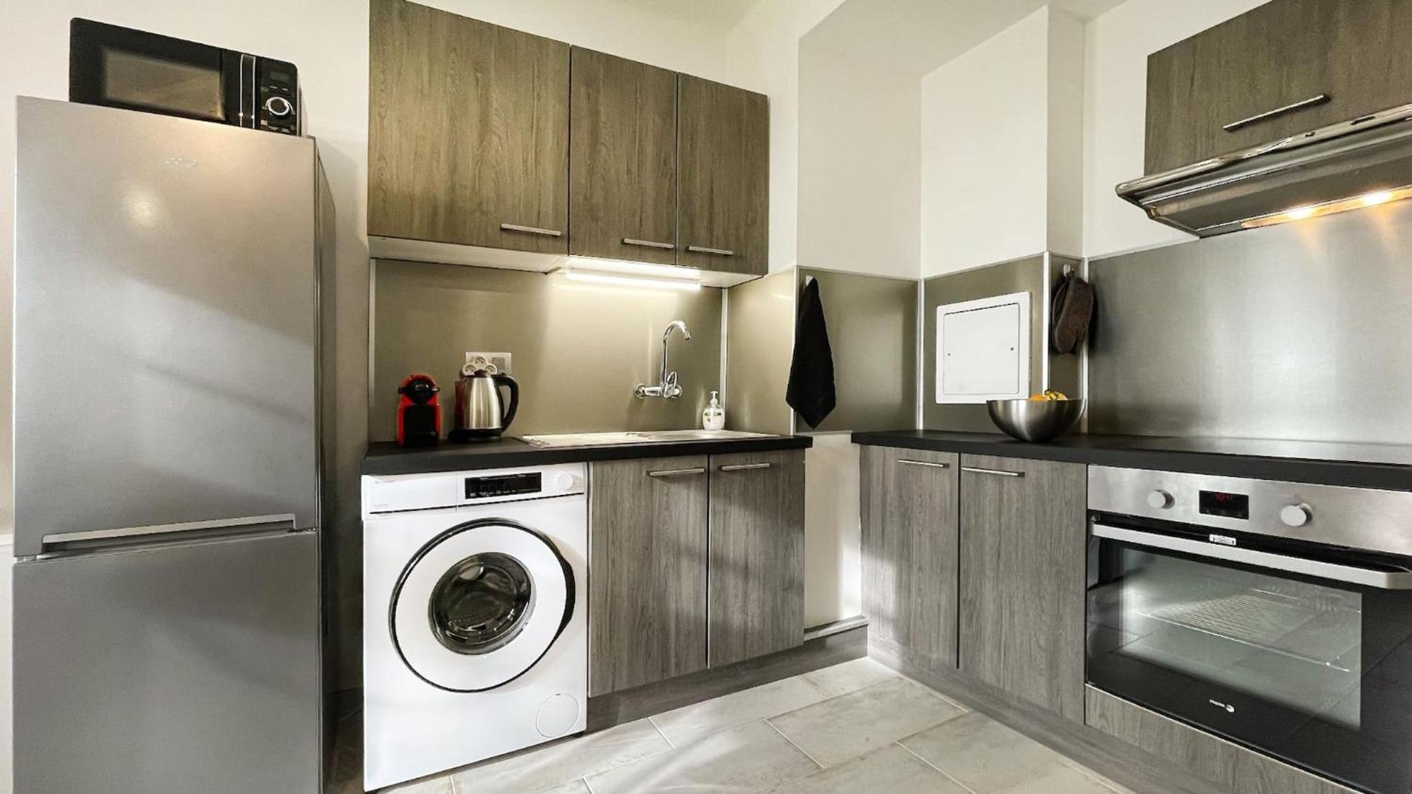 Homey Keola - Parking Prive Gratuit - Aux Portes De Geneve - Au Pied Du Tram - Appartement Avec 1 Chambre Et Un Grand Salon Avec Un Canape-Lit Ambilly Eksteriør billede